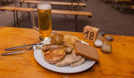 Wald Marathon - 7 Premiumwege und Saumagen 7 Wald Marathon - 7 Premiumwege und Saumagen 7