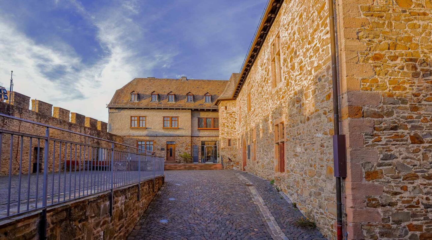 Der Innenhof des Schloss Biedenkopf. Ideal für Events.