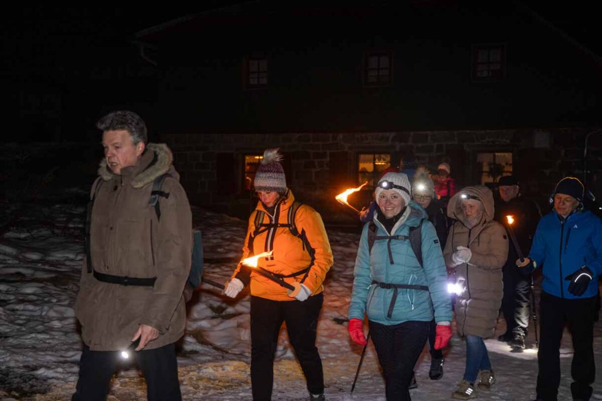 Winter am Ochsenkopf - Der Winter Wandertag 12 Los geht es und damit zurück zum Fichtelsee