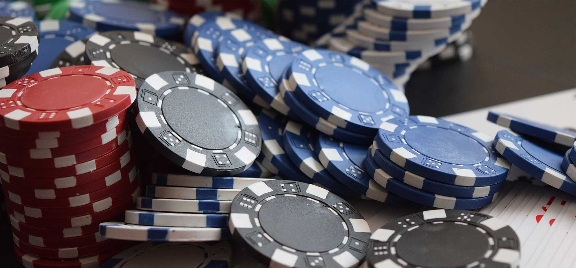 Wie legal ist das Spielen bei 1Red Casino in Deutschland: Ein Überblick über die Lizenz 1