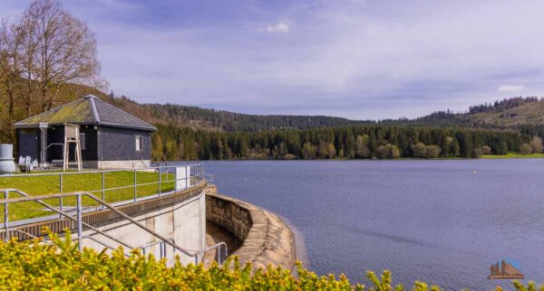 Isar Erlebnisweg in Krün 3 Rundwanderung um den Stausee in Scheibe-Alsbach
