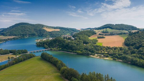 Wandern in Hessen - 20 Traumhafte Wege mit Einkehr 4 Wandern in Hessen am Diemelsee