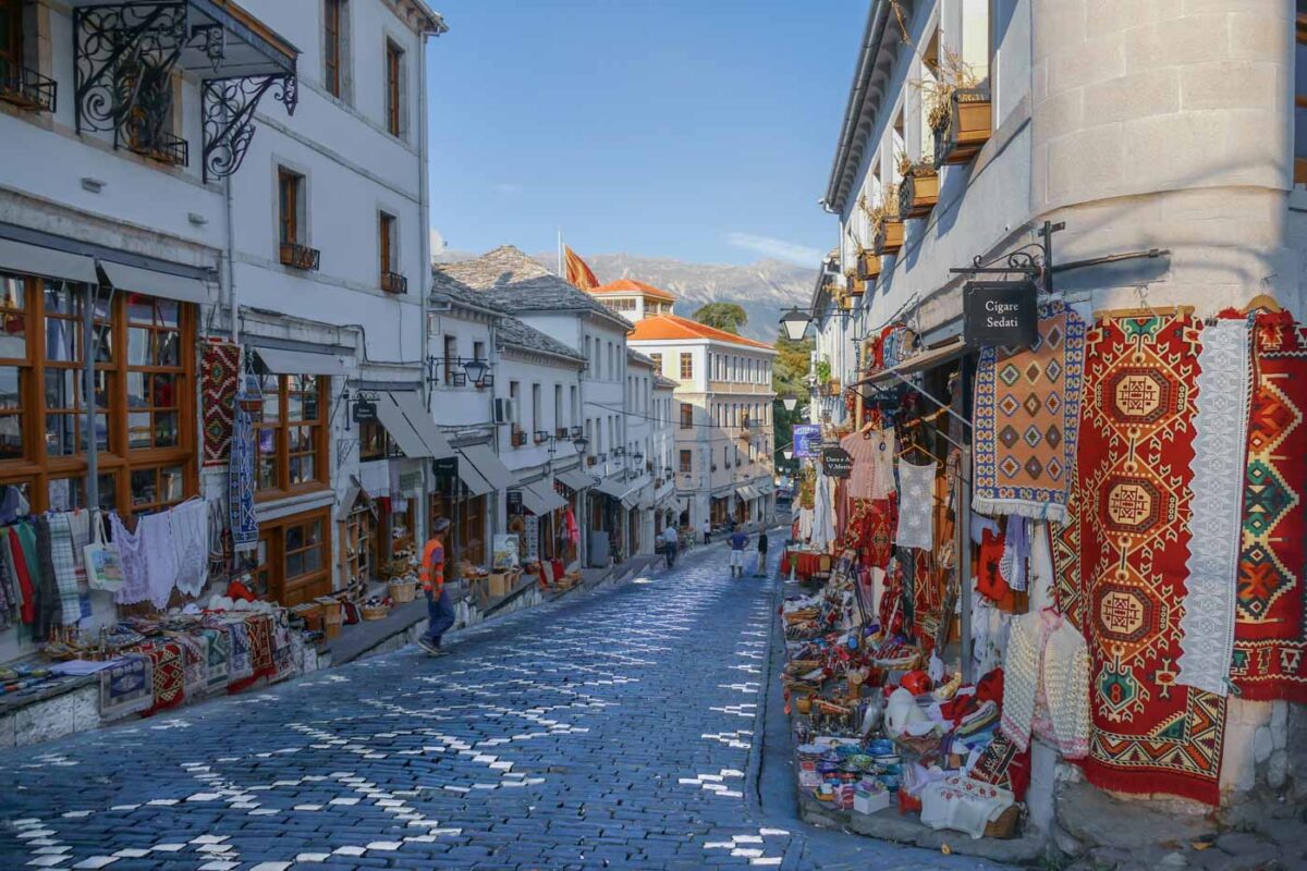 Ungezähmter Schatz: Entdecke das malerische Albanien in diesem Sommer 4 Ungezähmter Schatz: Entdecke das malerische Albanien in diesem Sommer 3