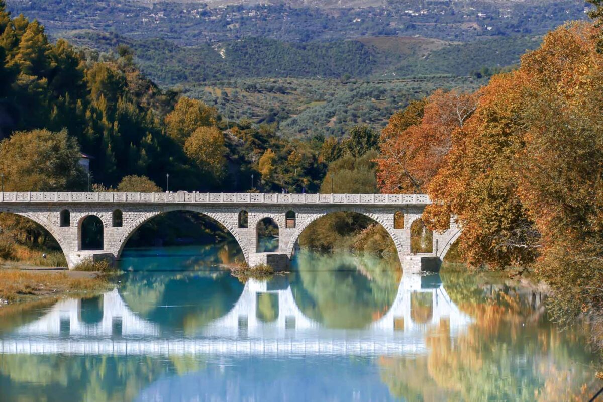Ungezähmter Schatz: Entdecke das malerische Albanien in diesem Sommer 3 albanien dorf