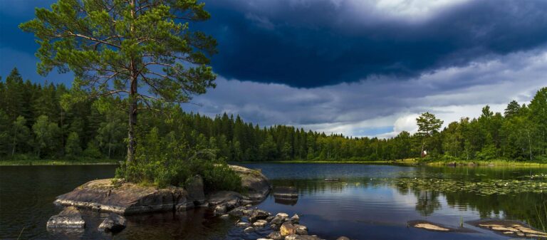 Ein See, ein Pool, kein Plan: Wenn Erholung sich endlich leicht anfühlt 174 Regentag auf Wandertour